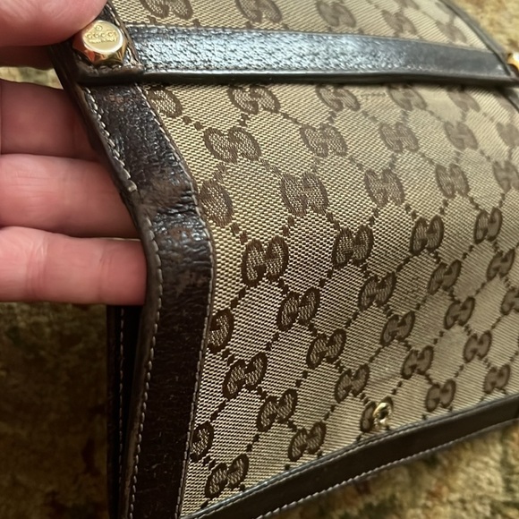 Authentic Gucci canvas wallet - Picture 8 of 8
